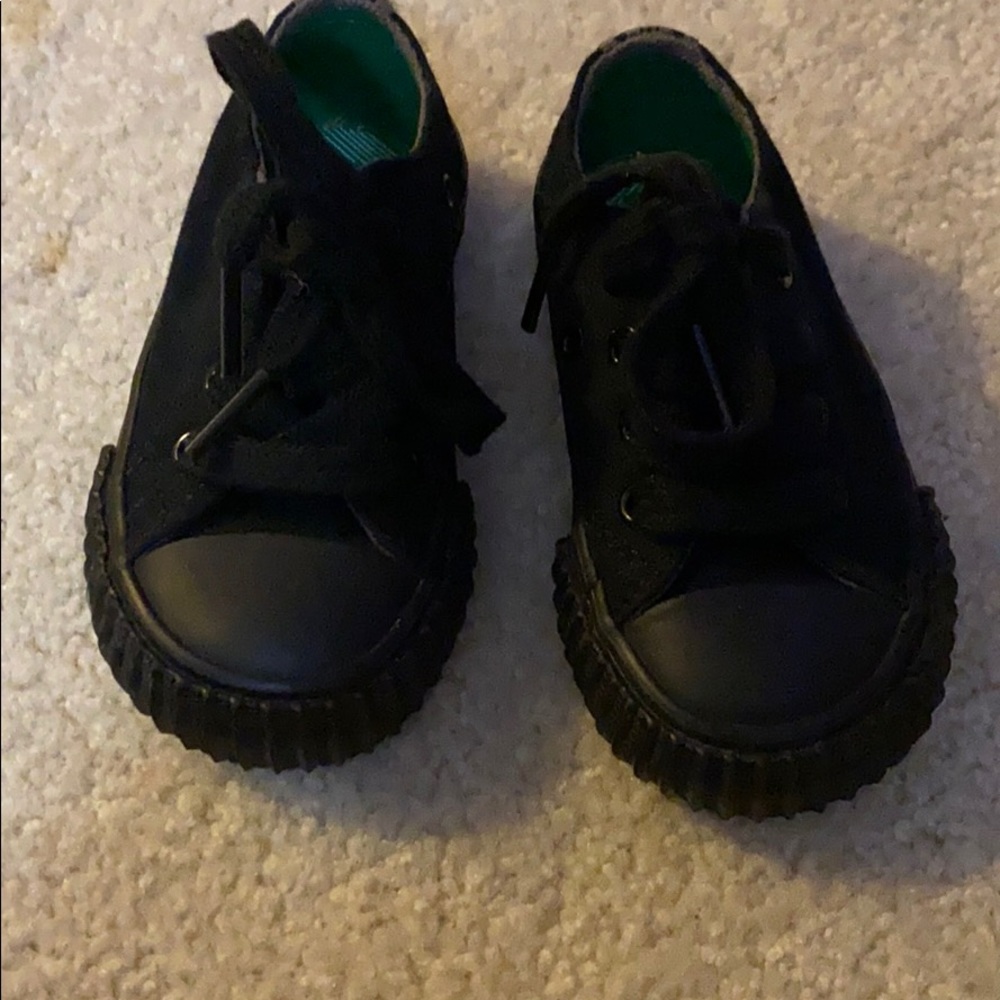 NWOT-Toddler sneakers